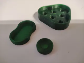 Magnetic sliding fidget