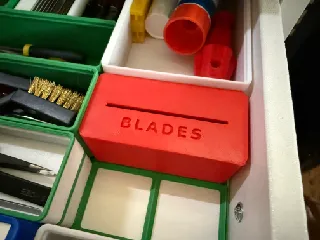 Gridfinity Blade Disposal Bin (Economical)