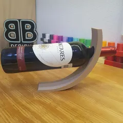 Curved Wine Bottle Holder