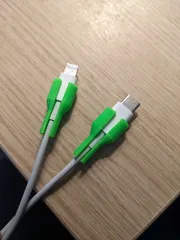 Apple Lightning to USB C cable protector