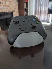 Minimalistic Xbox Controller Stand