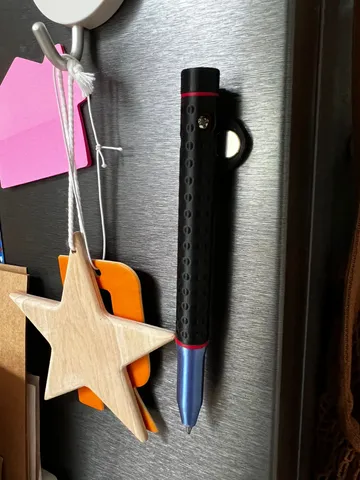 3D Printable Bolt Action Retractable Pen by Max Stier