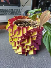 Glitch Planter