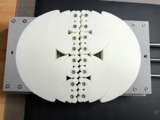 Fractal Vise