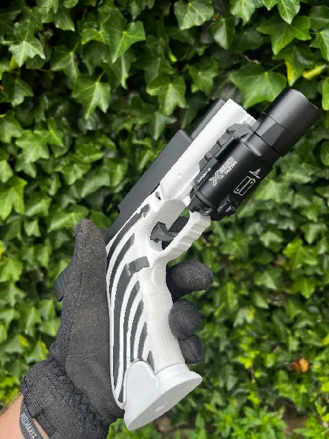 Make of UNW airsoft GBB version of: Unseenkiller zebra G 17 FMDA by ...