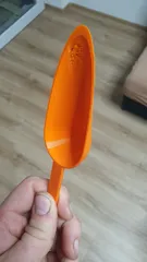 Gardening trowel