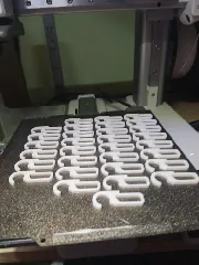 Curtains hook/clip (Sponka/háček na závěsy, záclony)