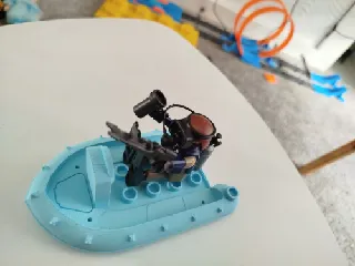 Lego Duplo fast boat - floating!