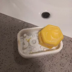 Soap dish - With and without drain holes.