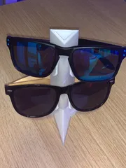 Modular Sunglass Stand