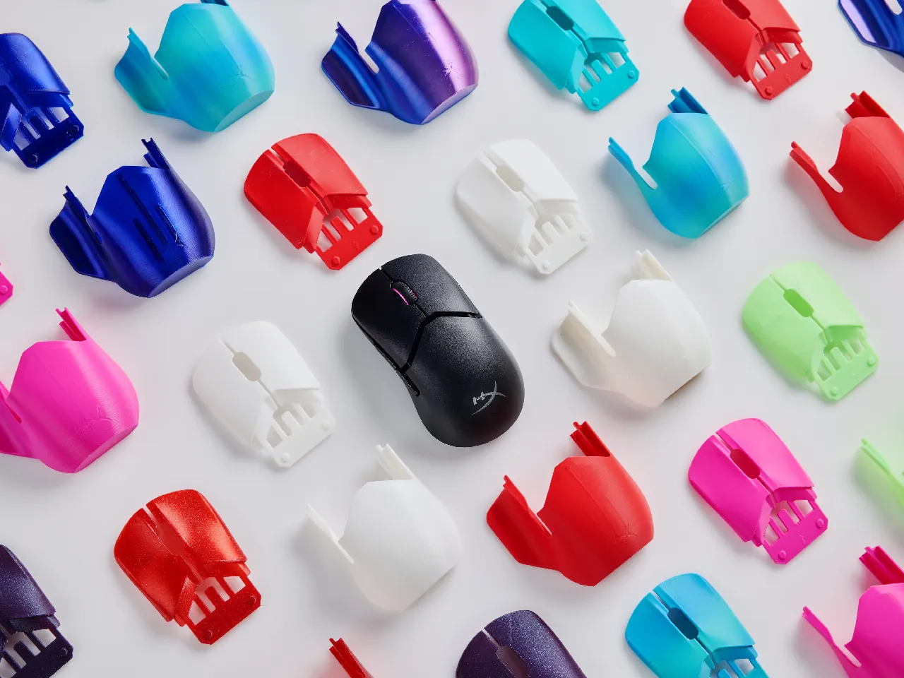 Shape Your Saga: HyperX Mouse
