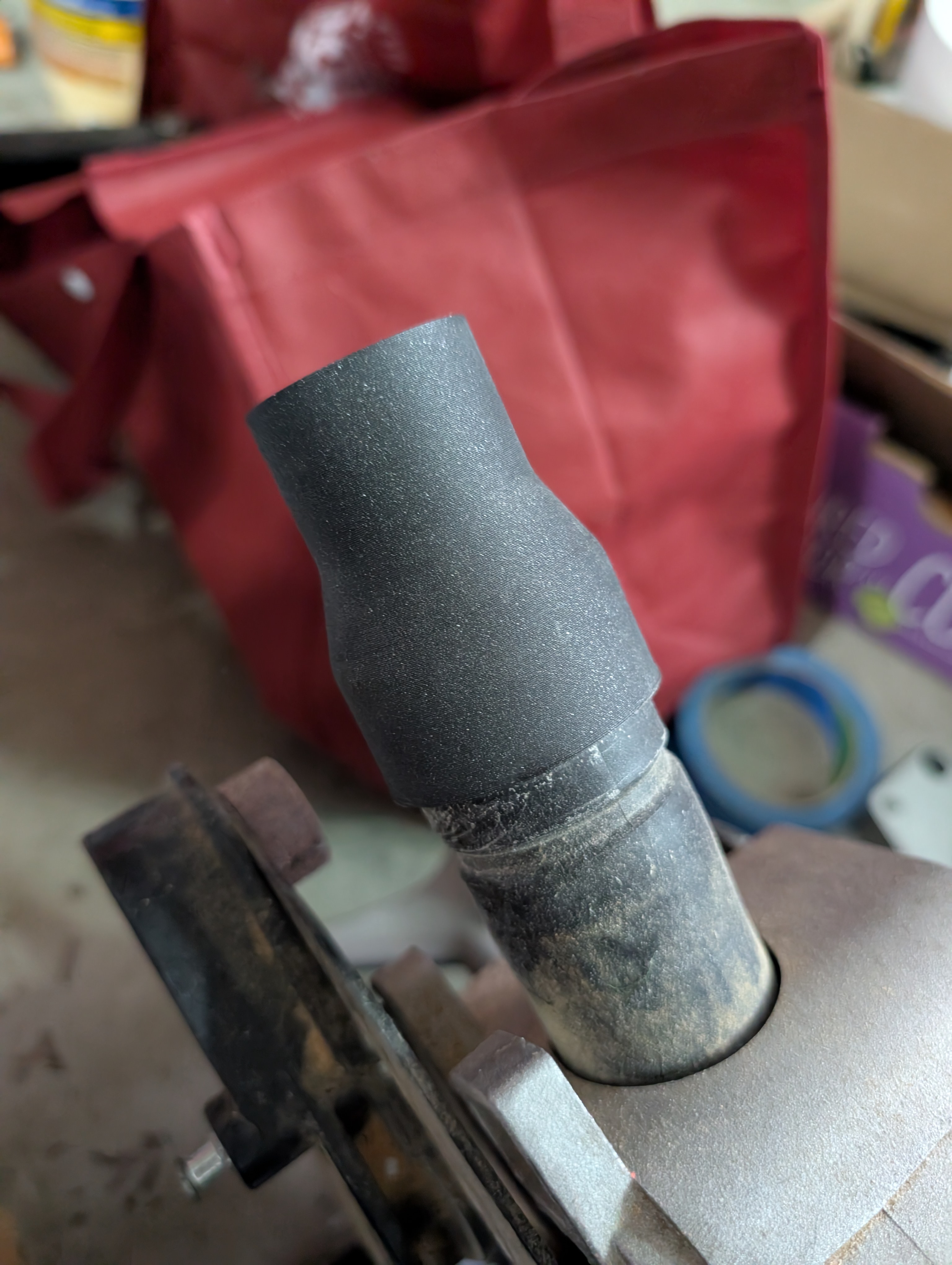 Vacuum adapters for saws