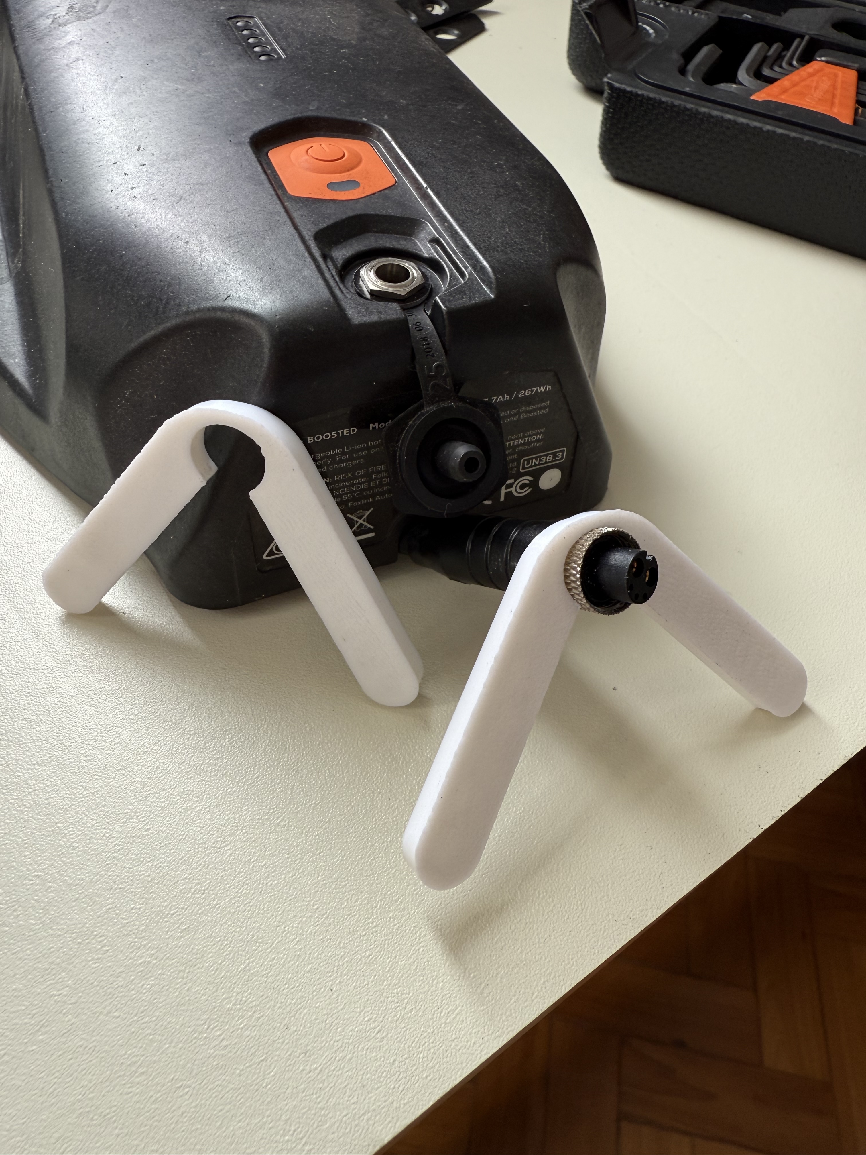 Boosted Board Battery Removal Tool