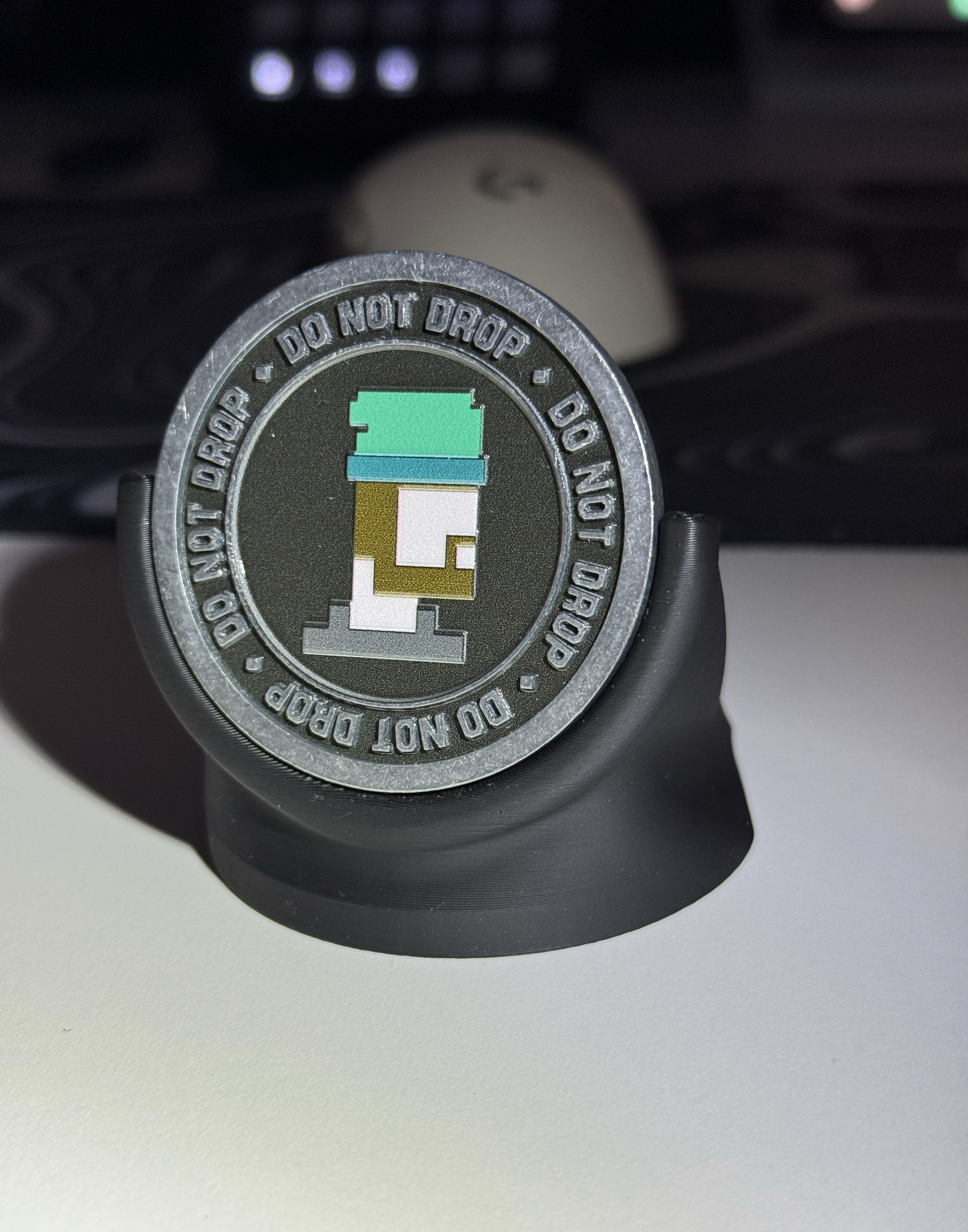LTT - Linus Coin Stand *Trust Me Bro*