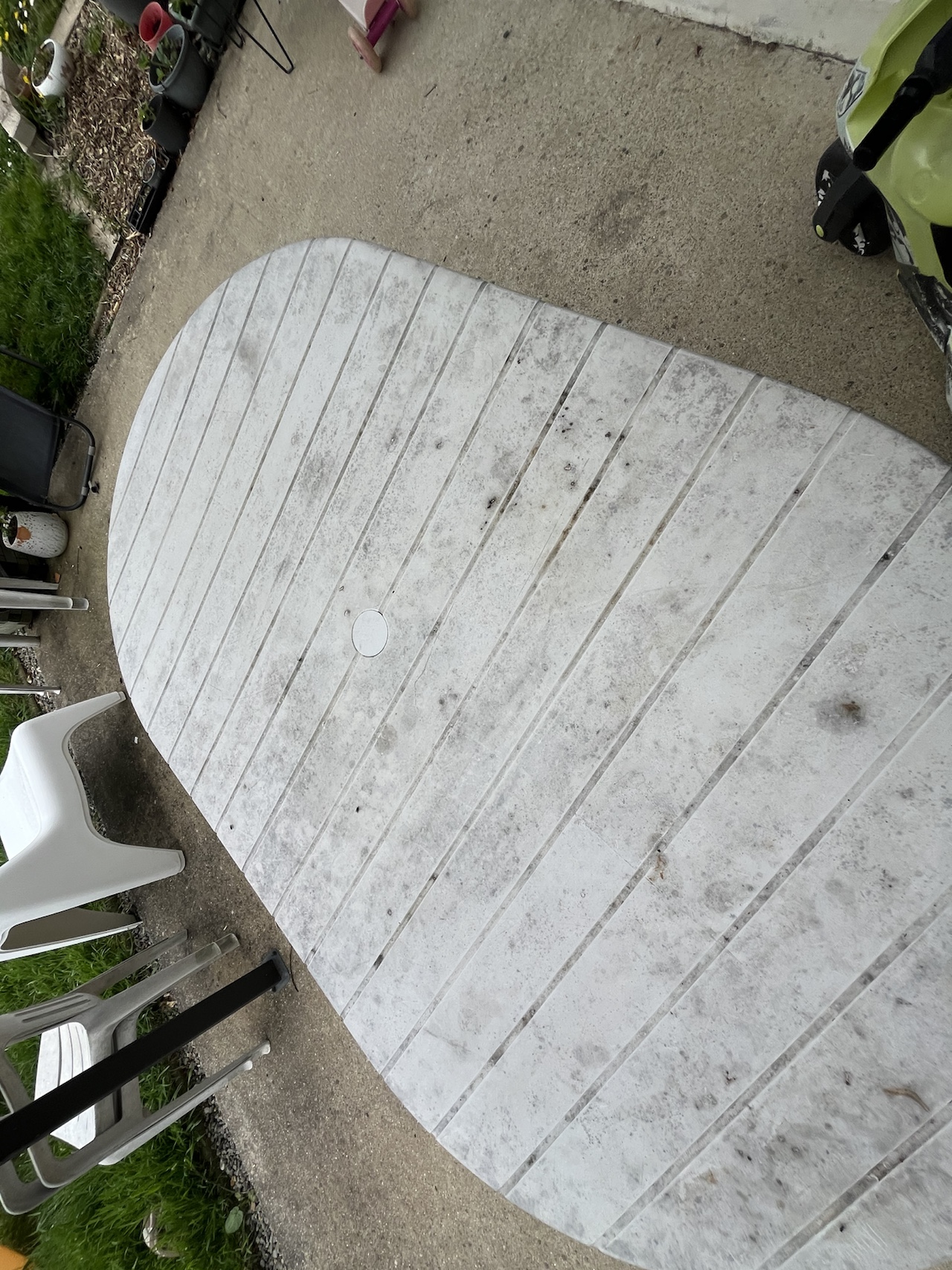bouchon table de jardin