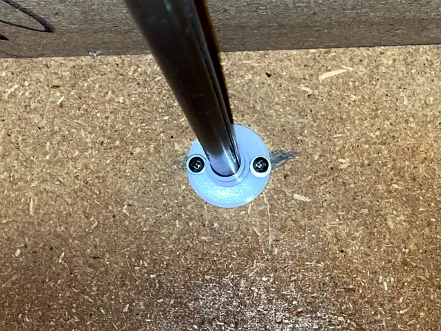 Kitchen Drawer Center Mounted Guide