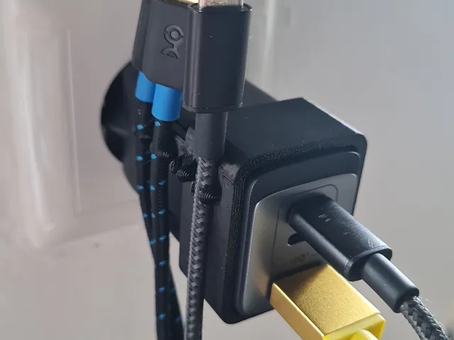 Anker 735 Cable Holder