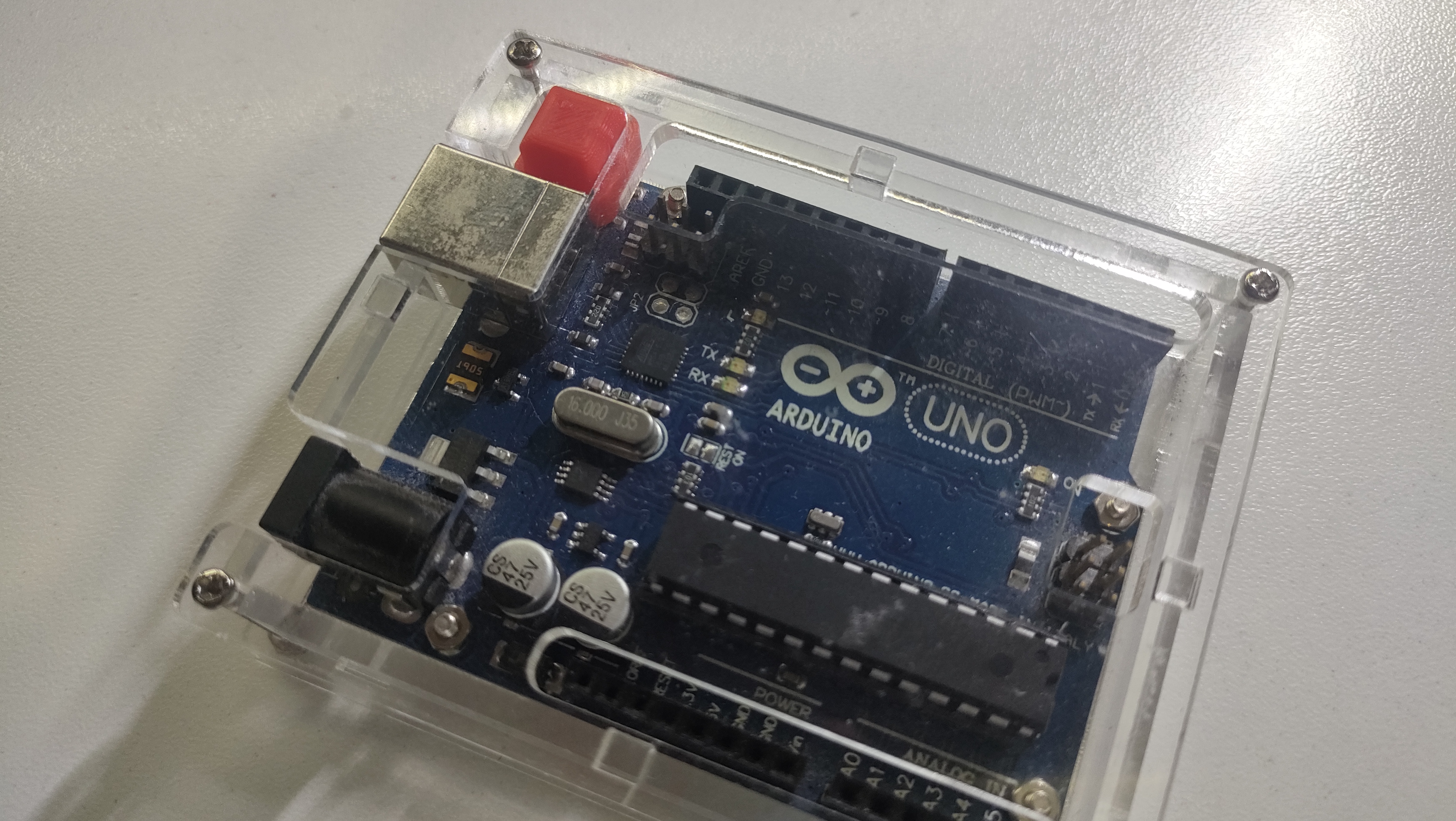 Reset button for Arduino UNO