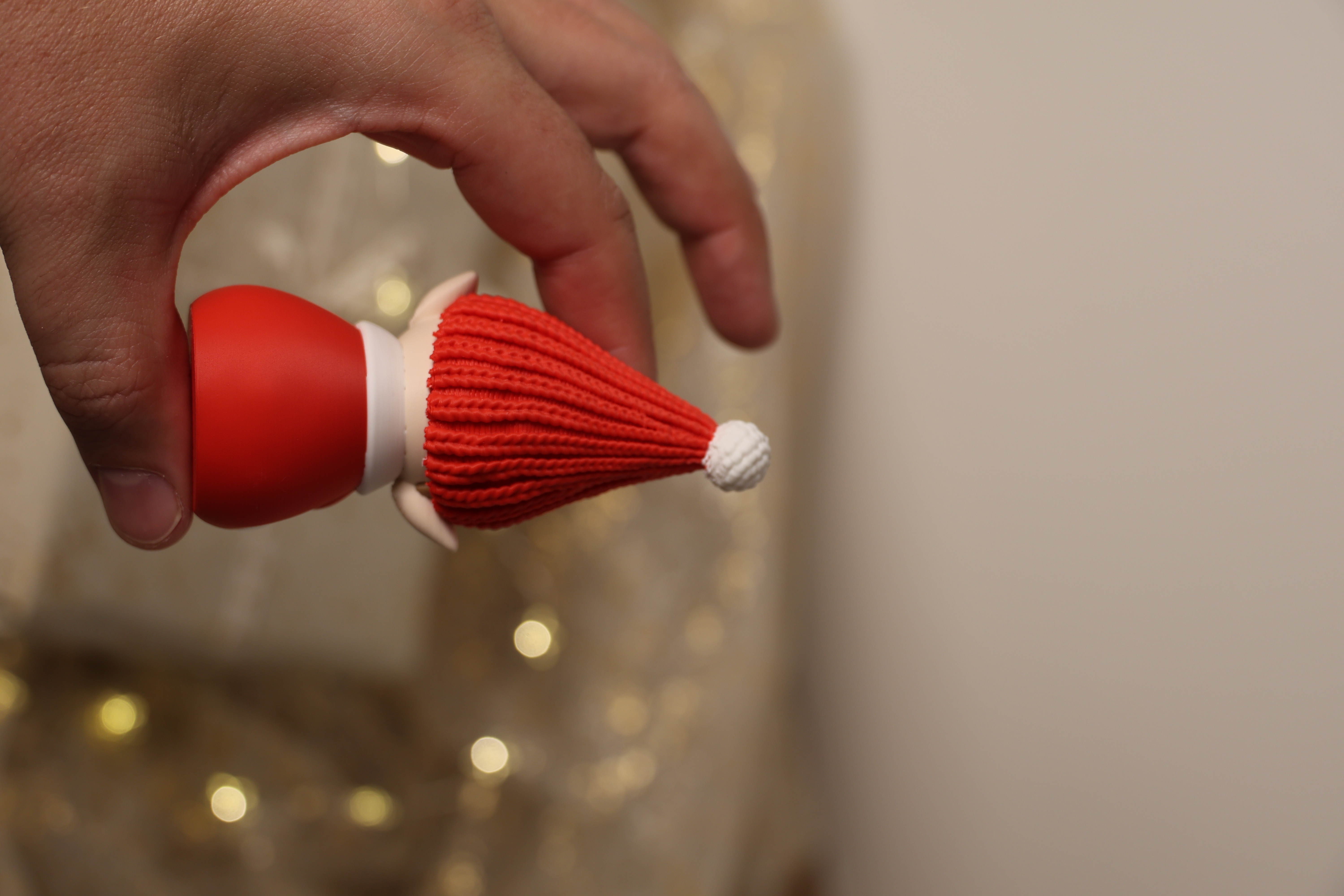 Christmas Elf with Knitted Hat and Pom-Pom — thumbnail 8