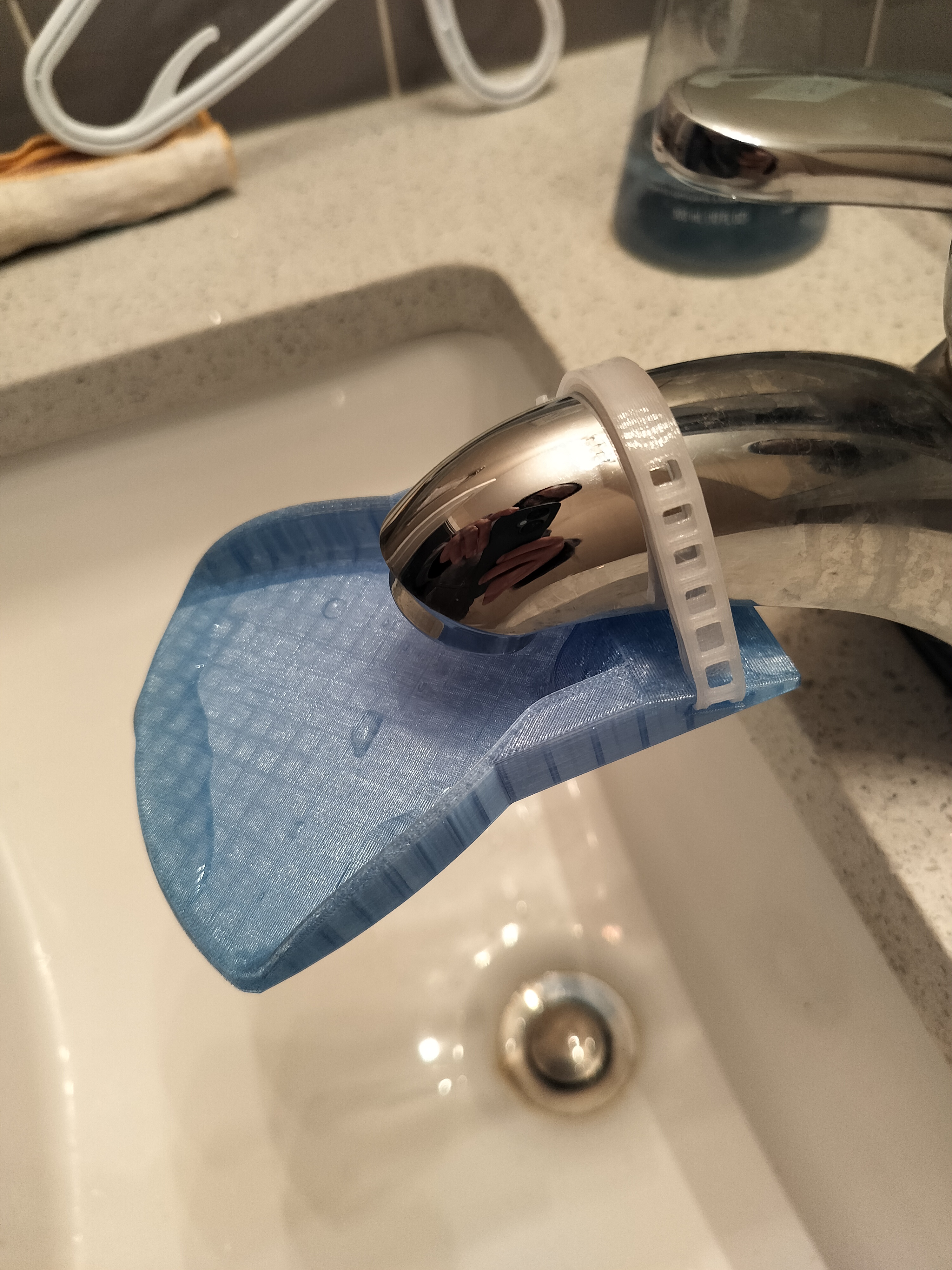 Faucet Waterfall Extension Zip-tie Friendly — miniatura 2