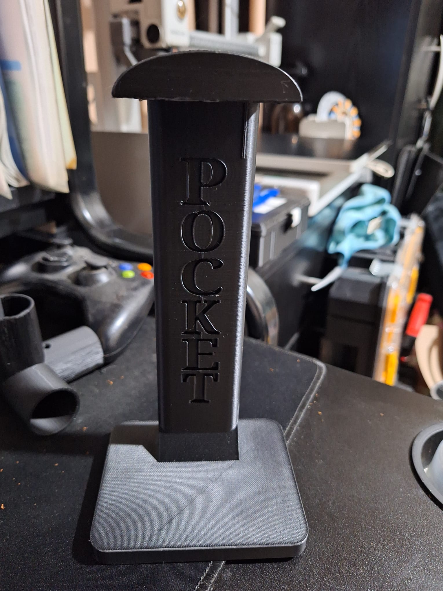 Headset stand — thumbnail 2