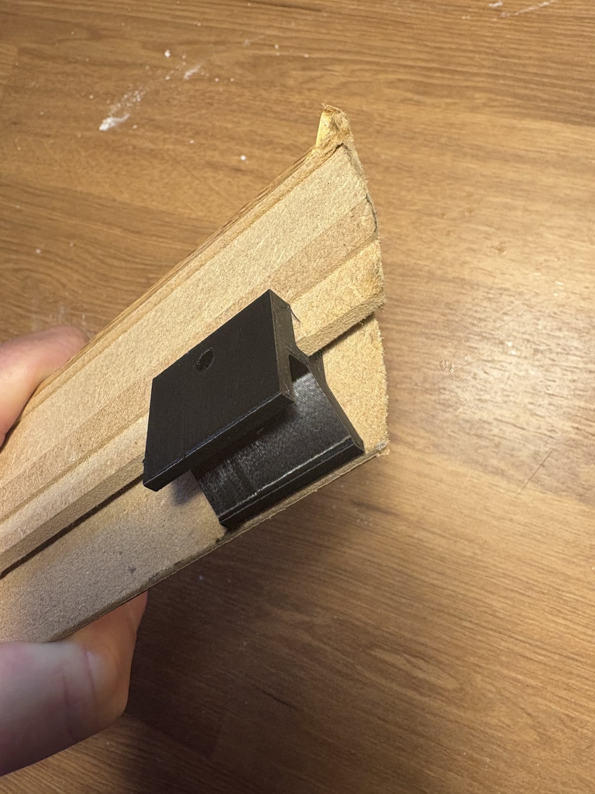 Baseboard clip