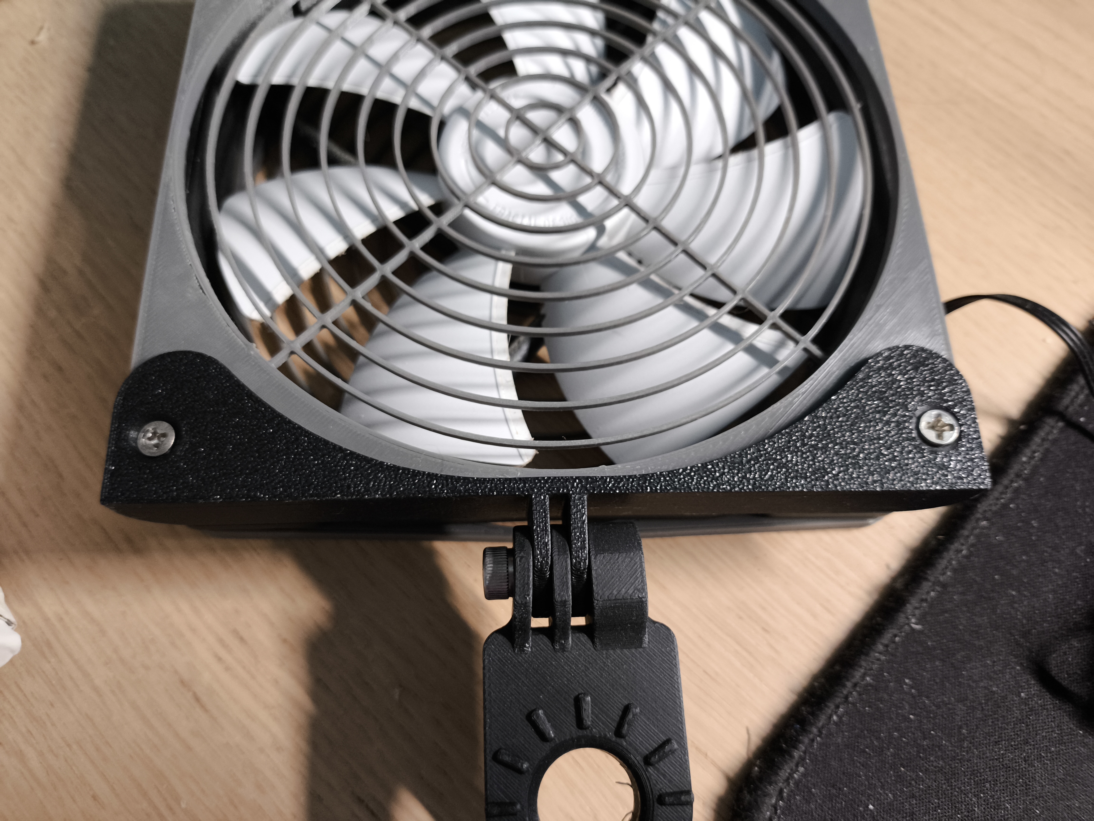 140mm fan holder for Modular Mounting System