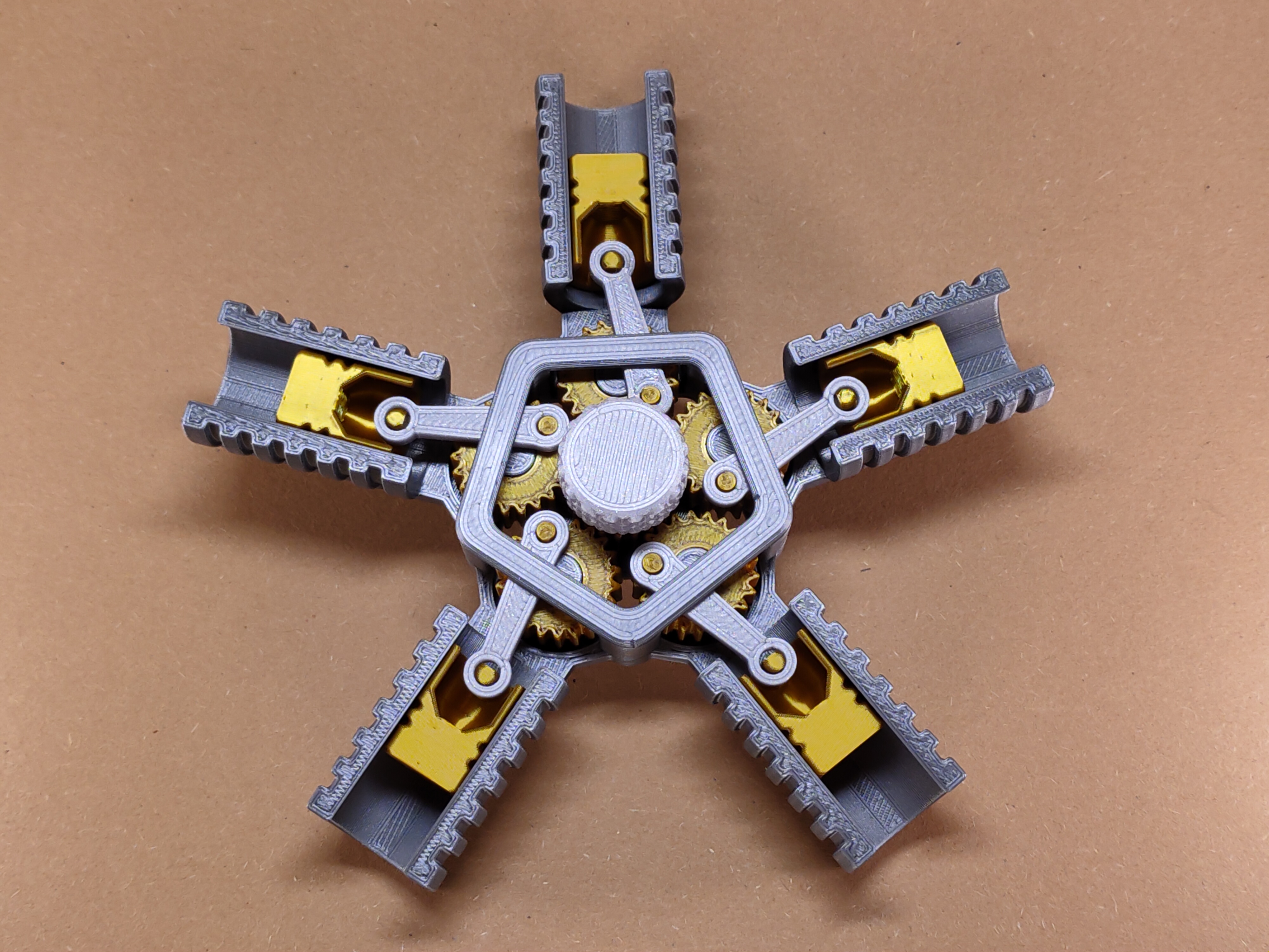 Miniatura 4 do modelo 3D Engine Fidget