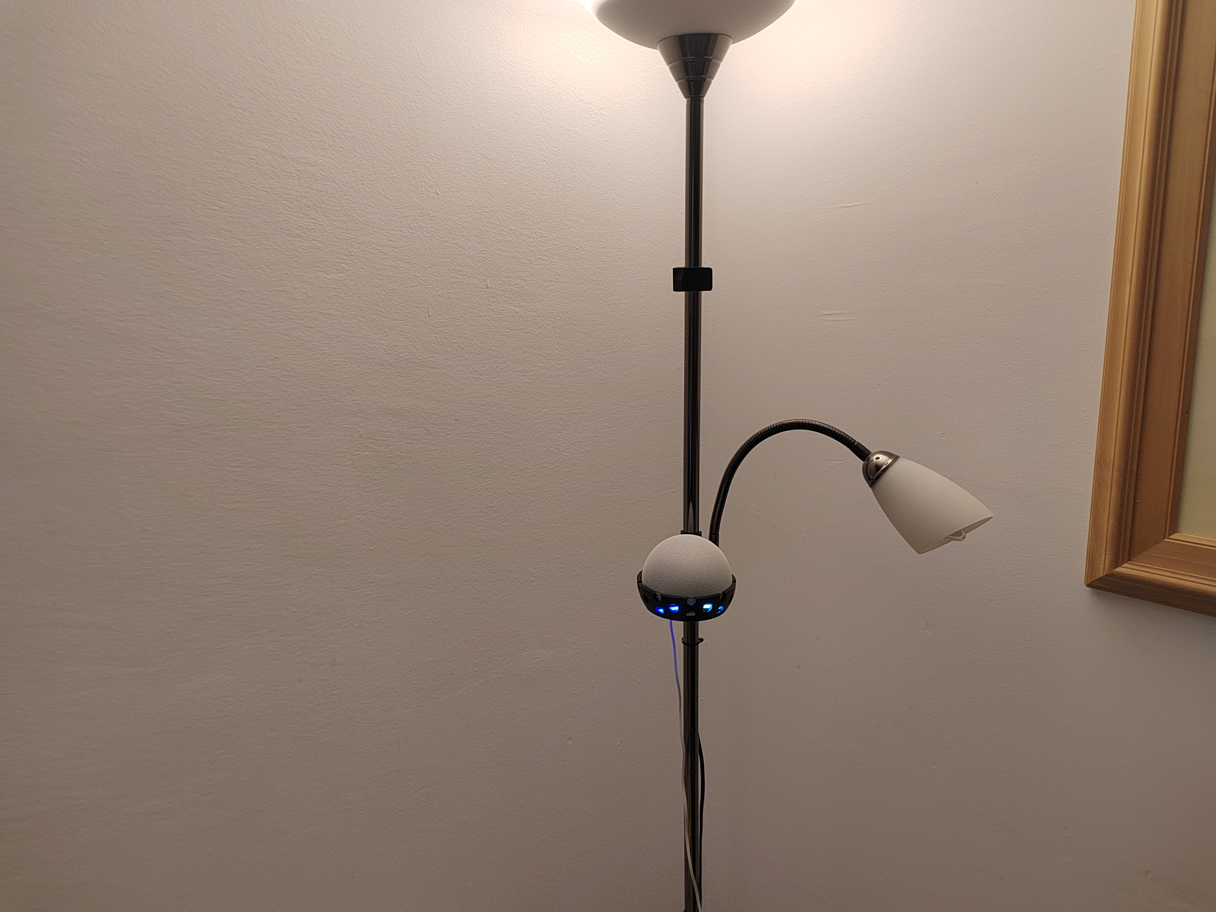 Echo dot stand