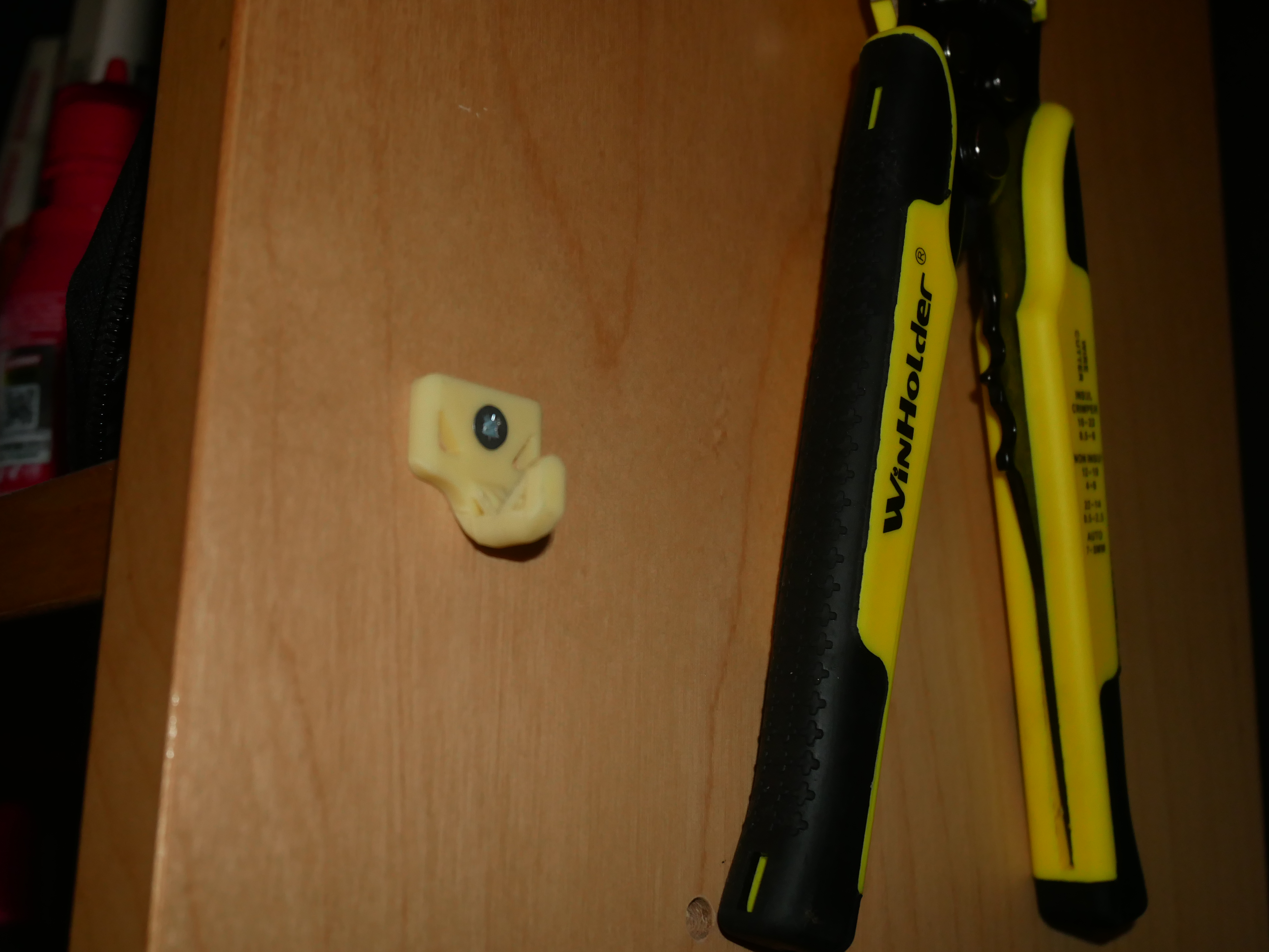 Miniatura 2 do modelo 3D Multi-purpose wall hook (v2)
