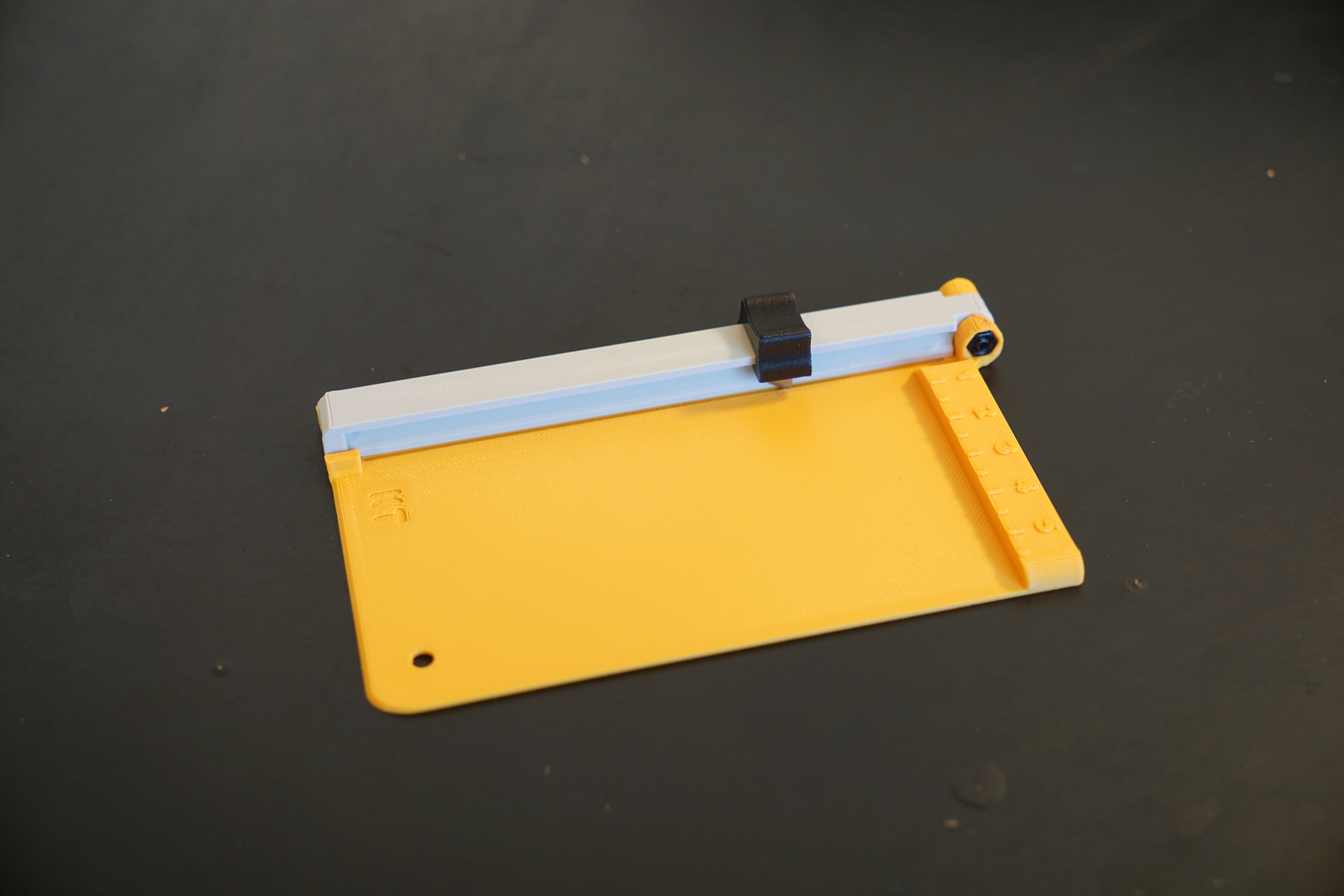 Sliding label cutter — thumbnail 5