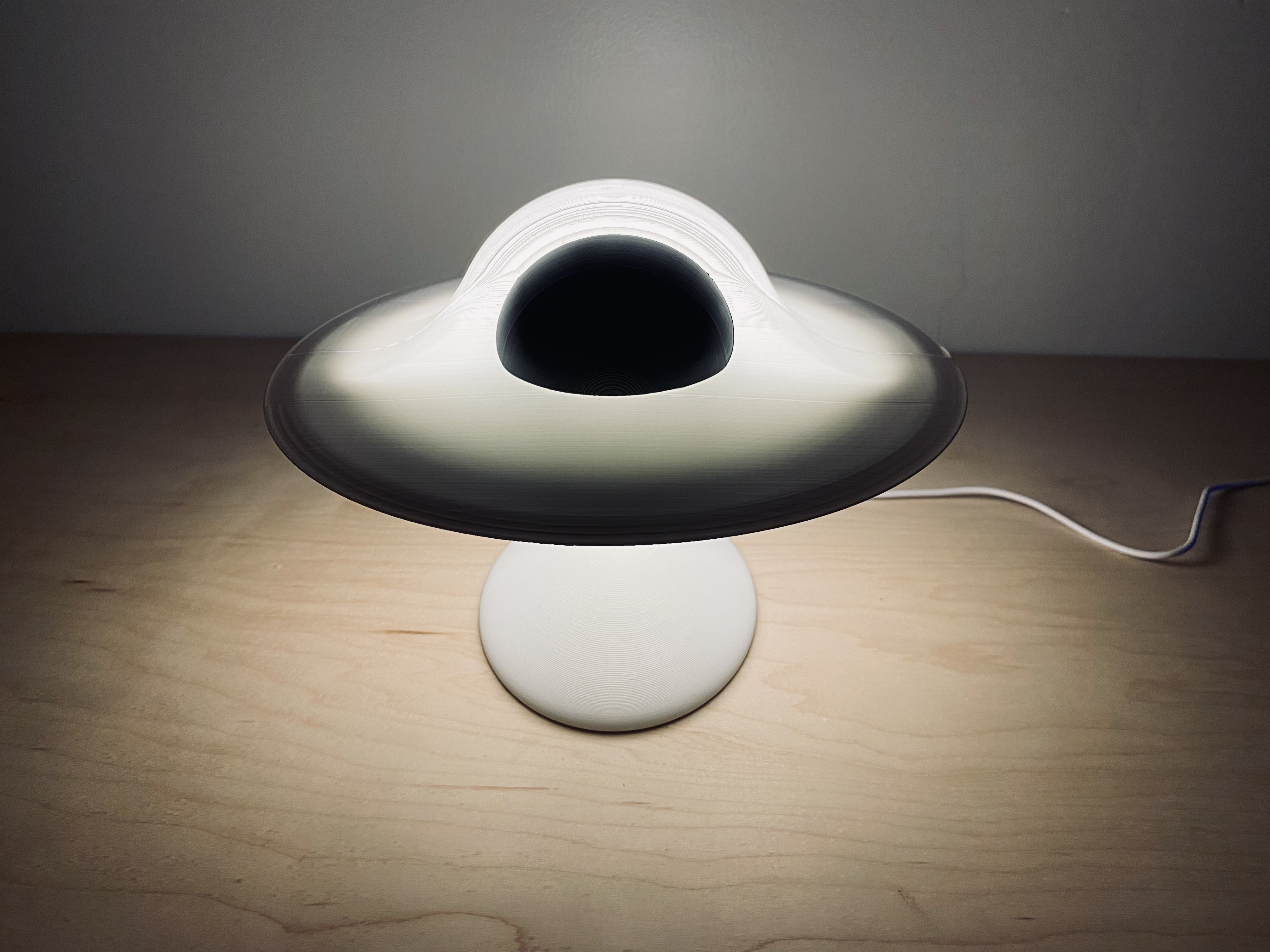 Black Hole Lamp — thumbnail 4