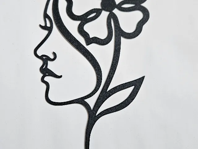 Flower/Face Wallart