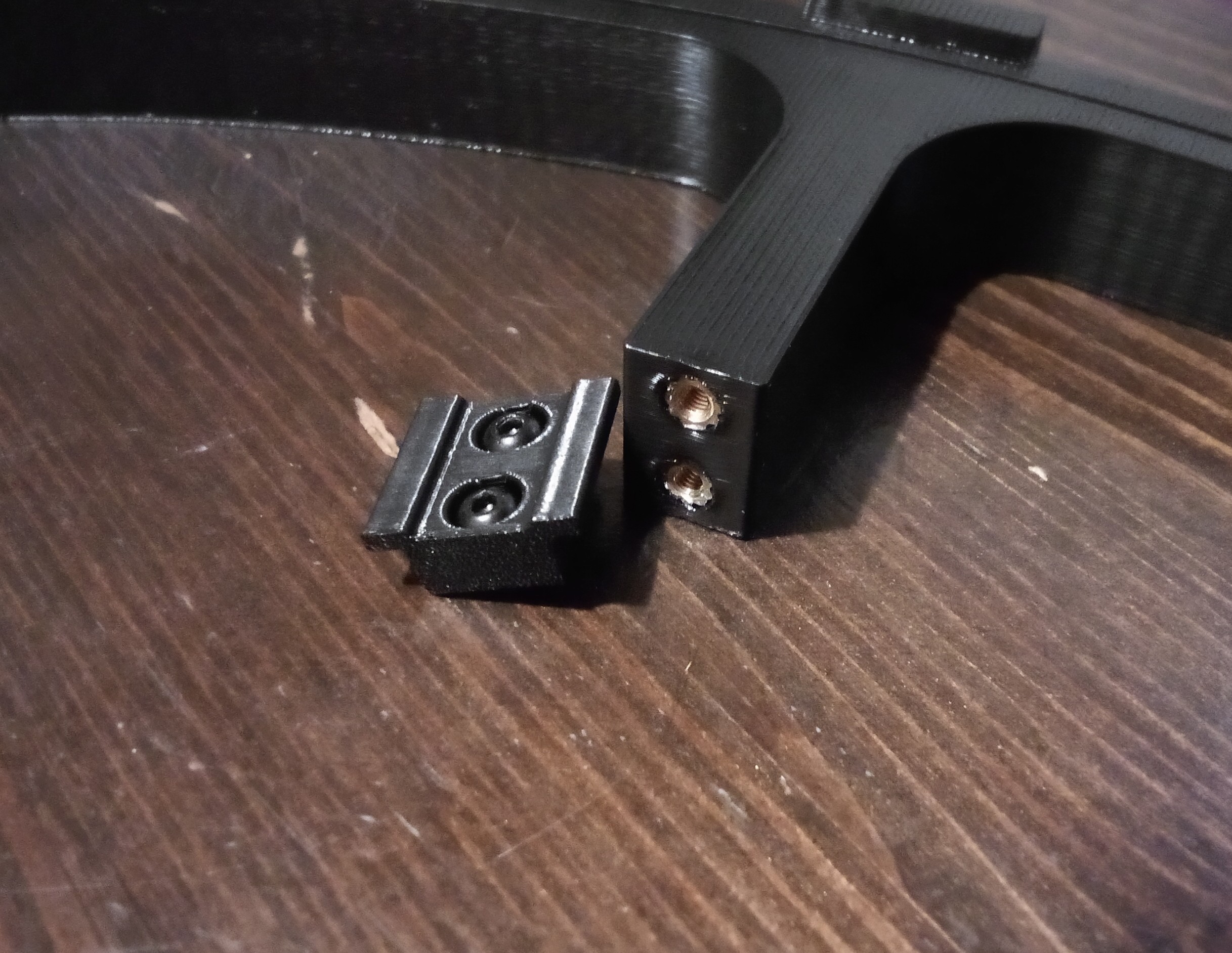 Replaceable hotshoe mount for dust / rain cap for dslr (hot shoe mount)