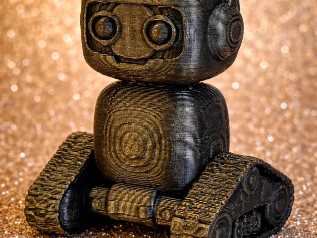 Cute Tank Robot – Stylized 3D Printed Mini Figure