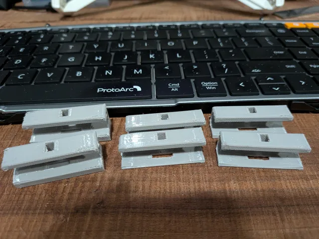 ProtoArc XK01 Hinge Lock