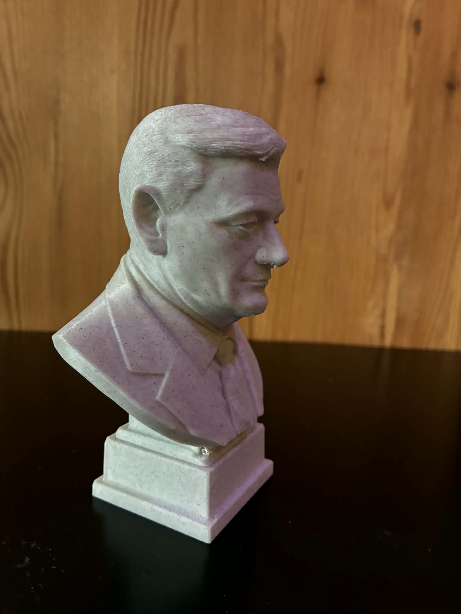 John Wayne (Marion Robert Morrison) — Bust — miniatura 5