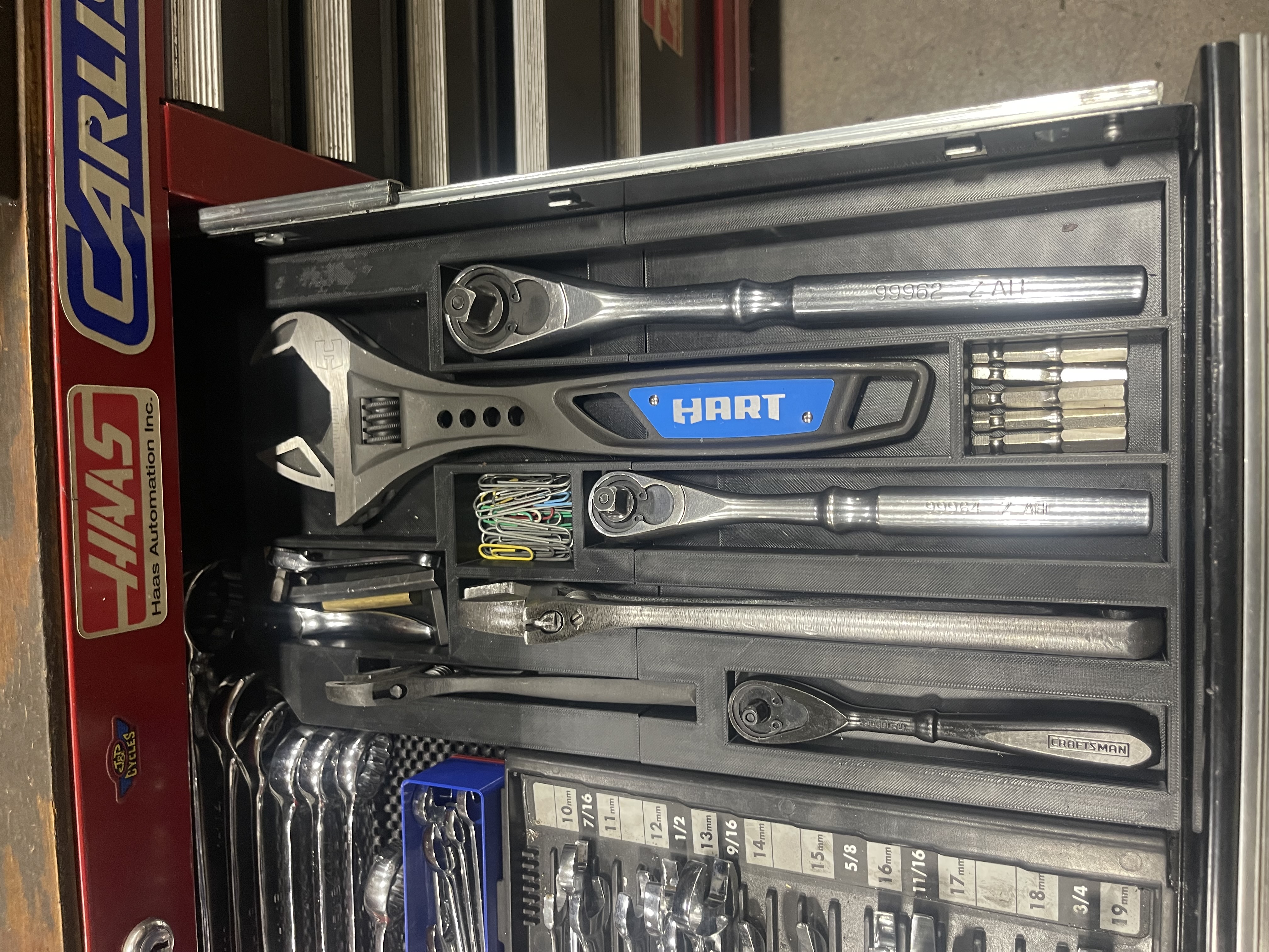 AJUSTABLE WRENCH AND RATCHET ORGANIZER