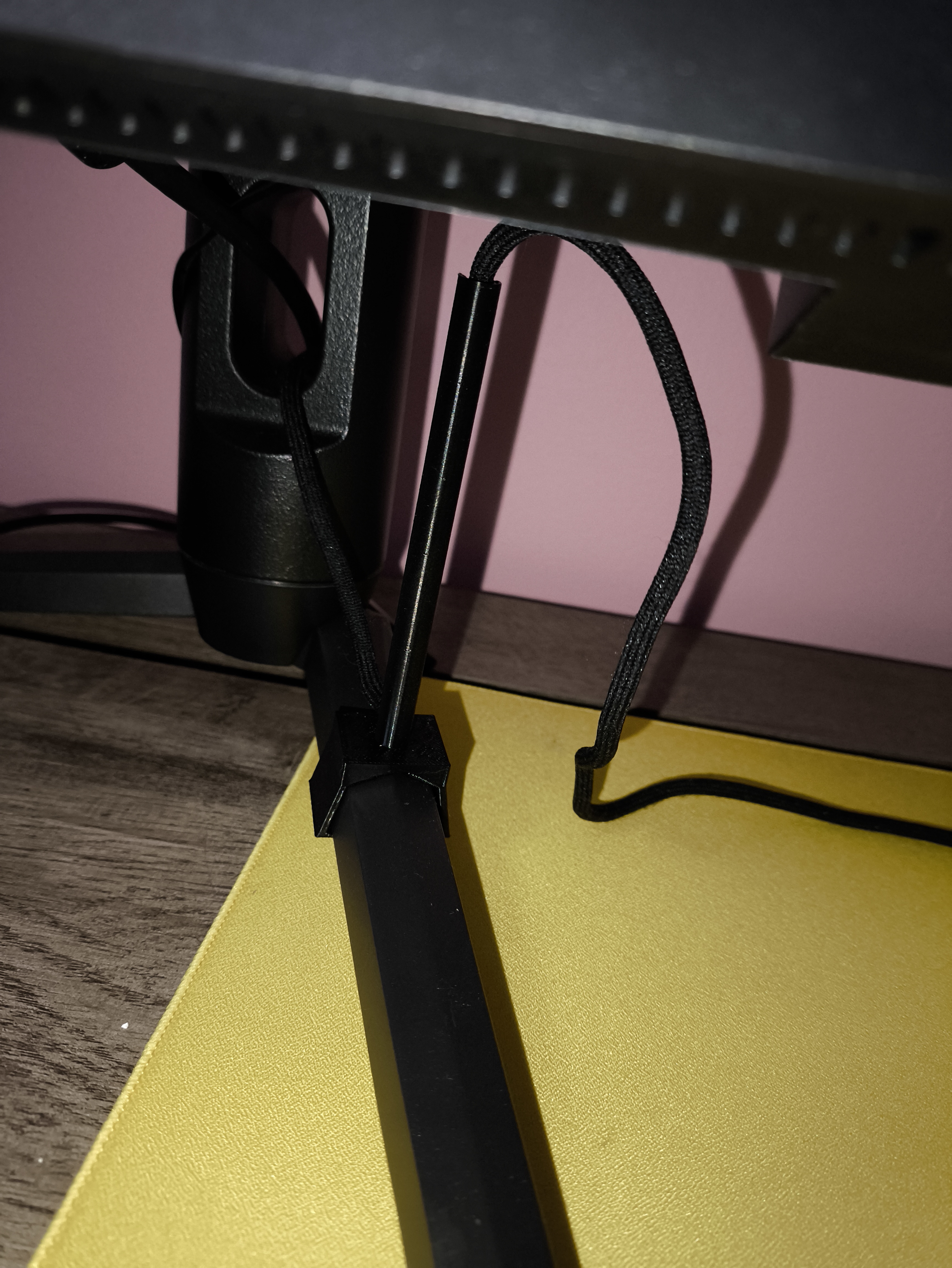Mouse bungee for MSI MAG342CQR