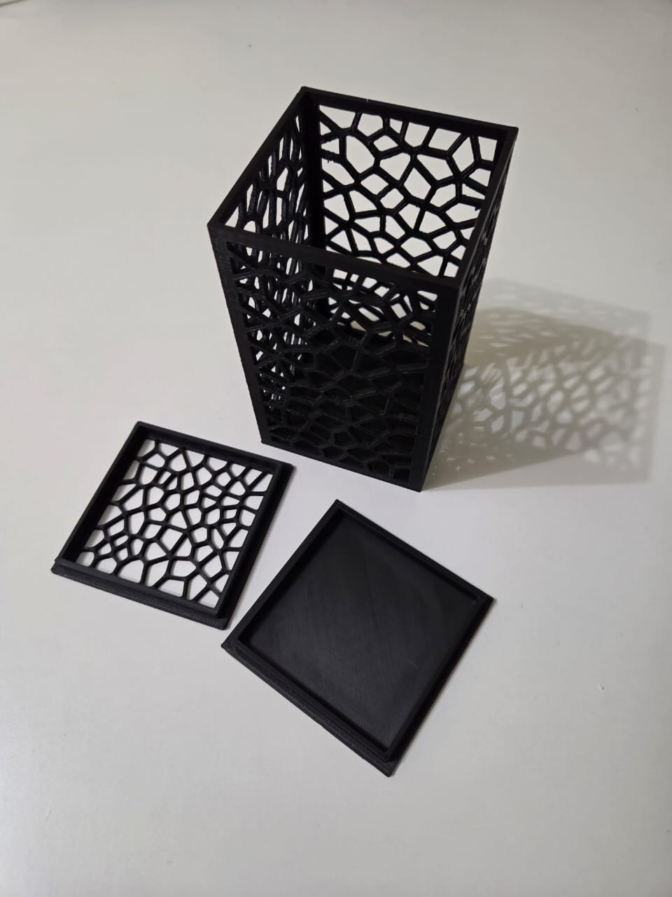 Voronoi desk organizer - box with optional lid