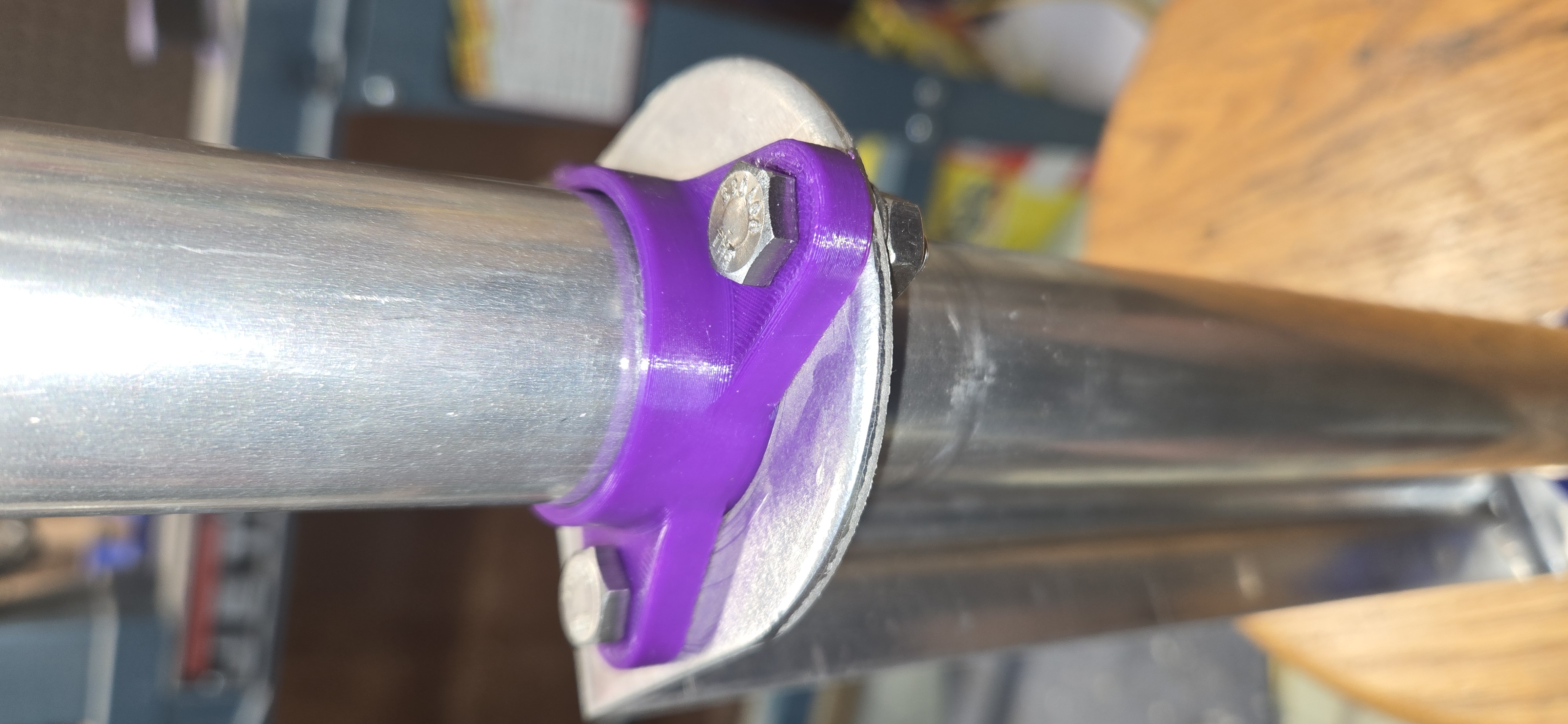 DX-88 Hy-Gain Antenna Mast Support