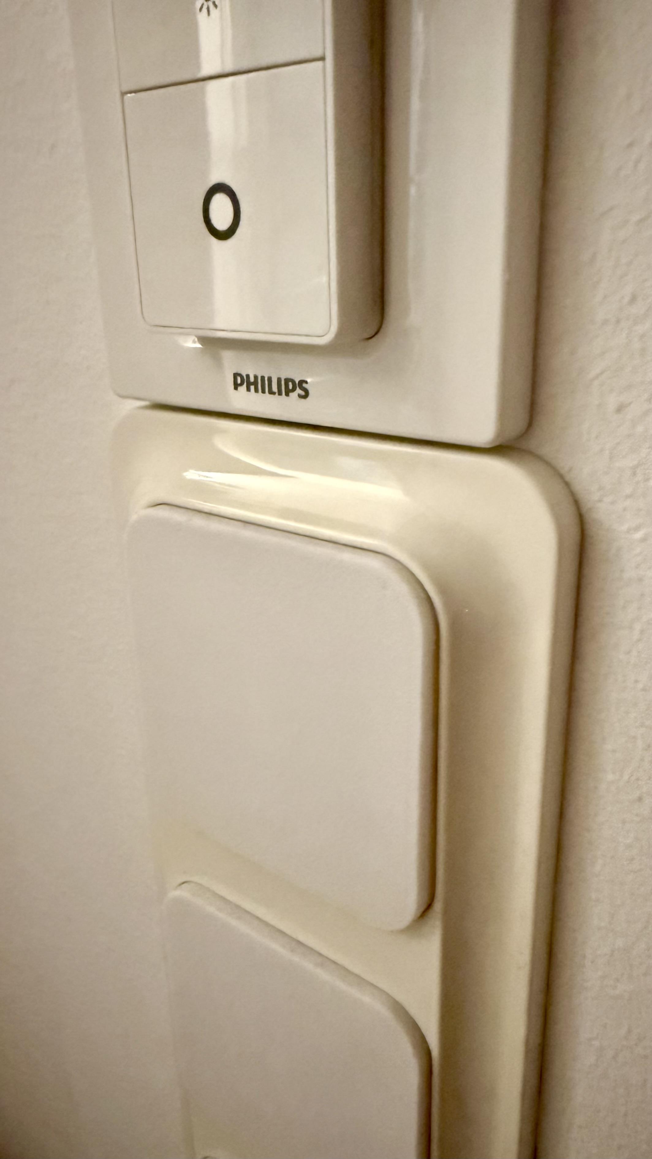 Eljo light switch cover (for home automation)