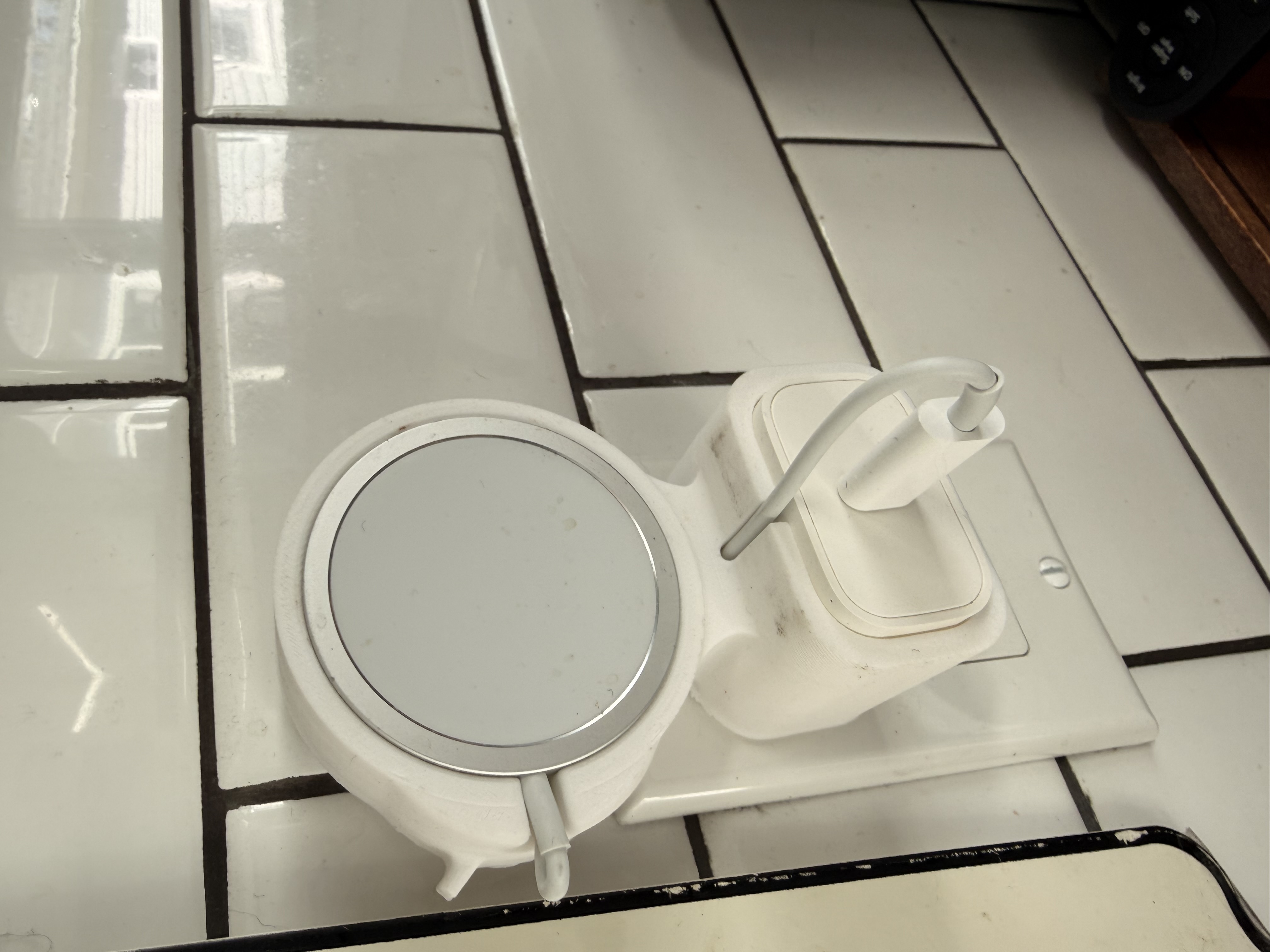 Apple Mag Safe Charger Bracket