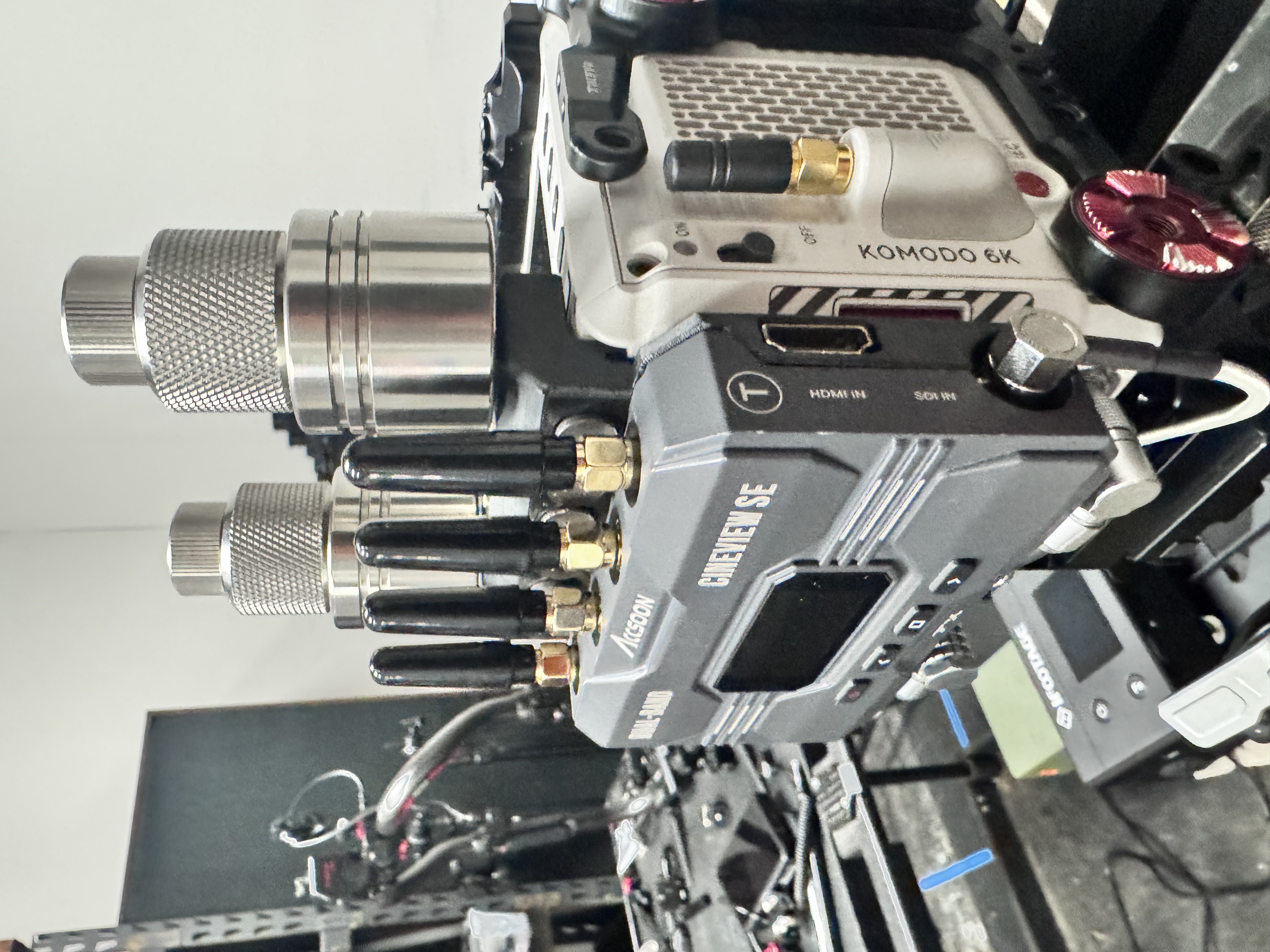 Accsoon Cineview to RED Komodo (Dual Canon BP) rear battery plate