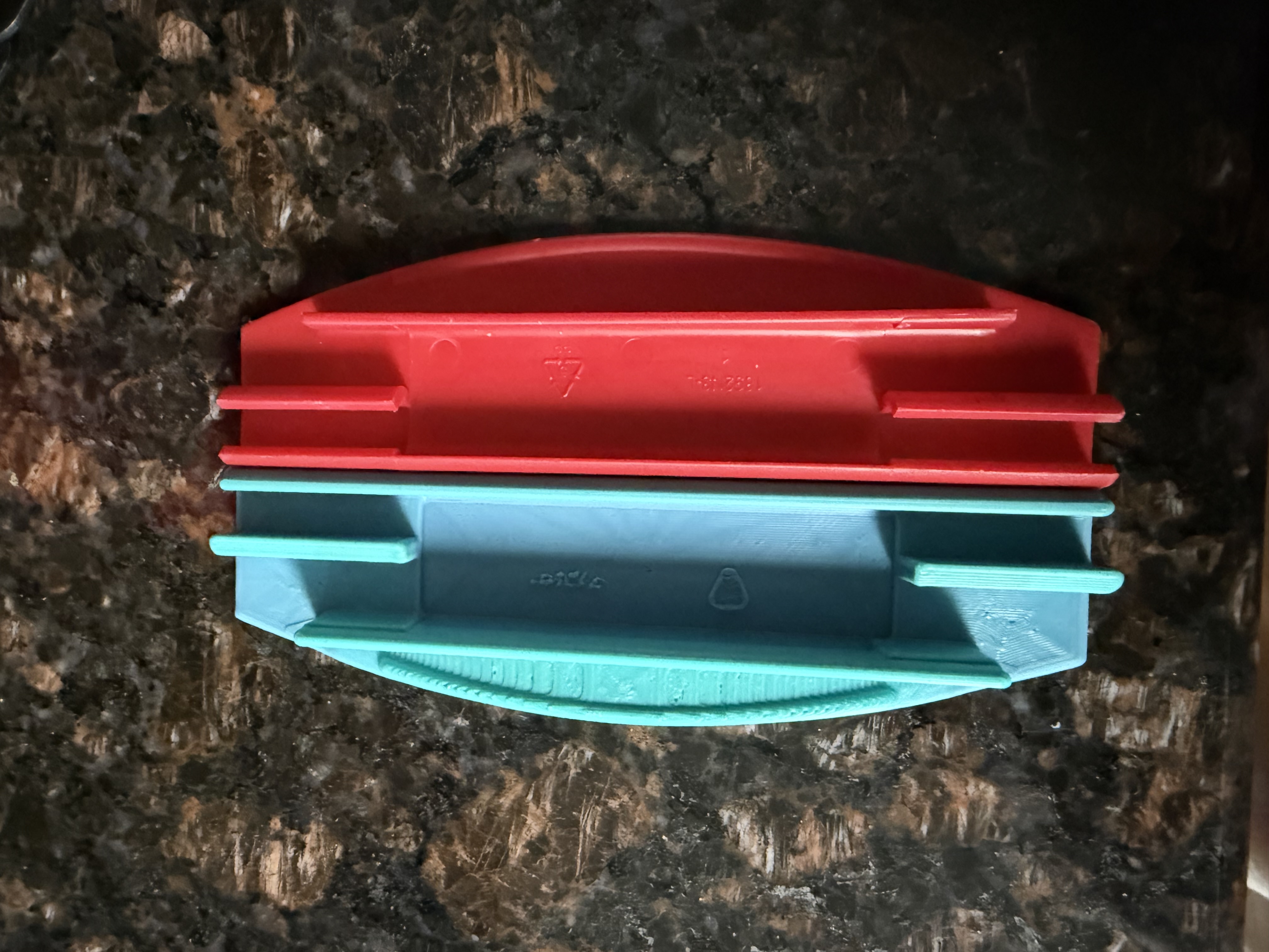 Tote Latch — thumbnail 2