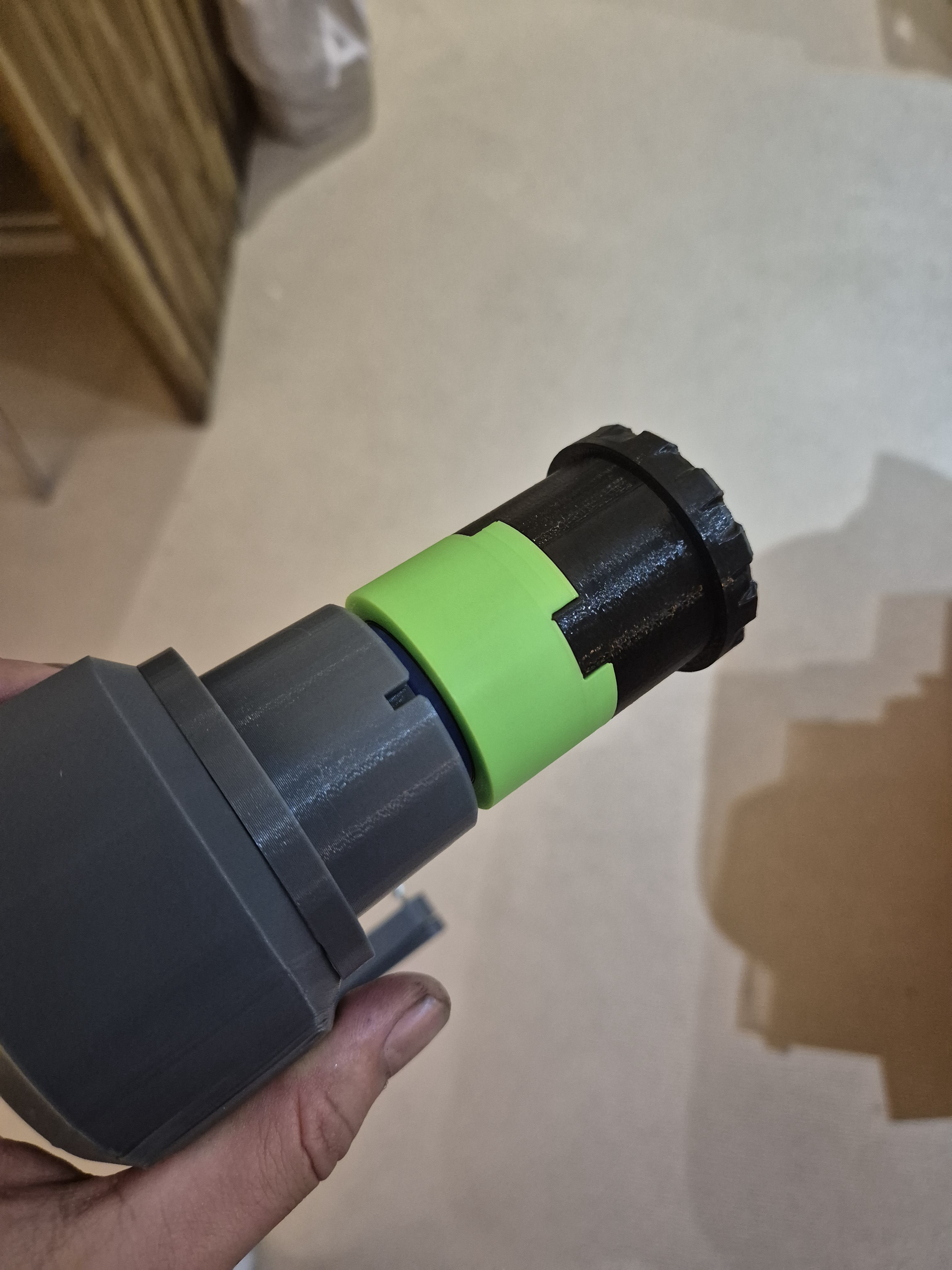 Spool holder ring