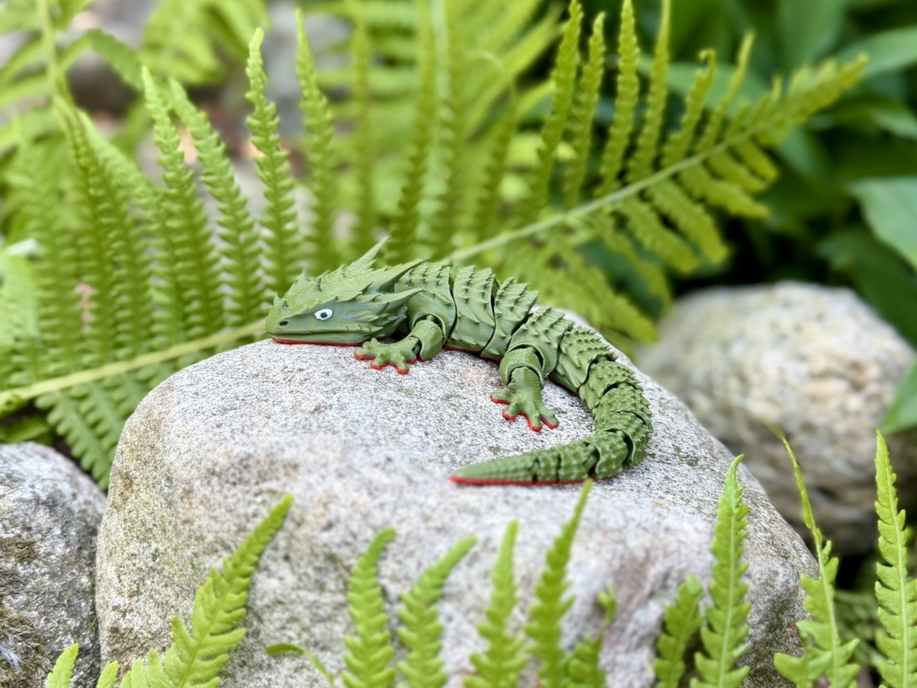 Miniatura 2 do modelo 3D Articulated flexi lizard