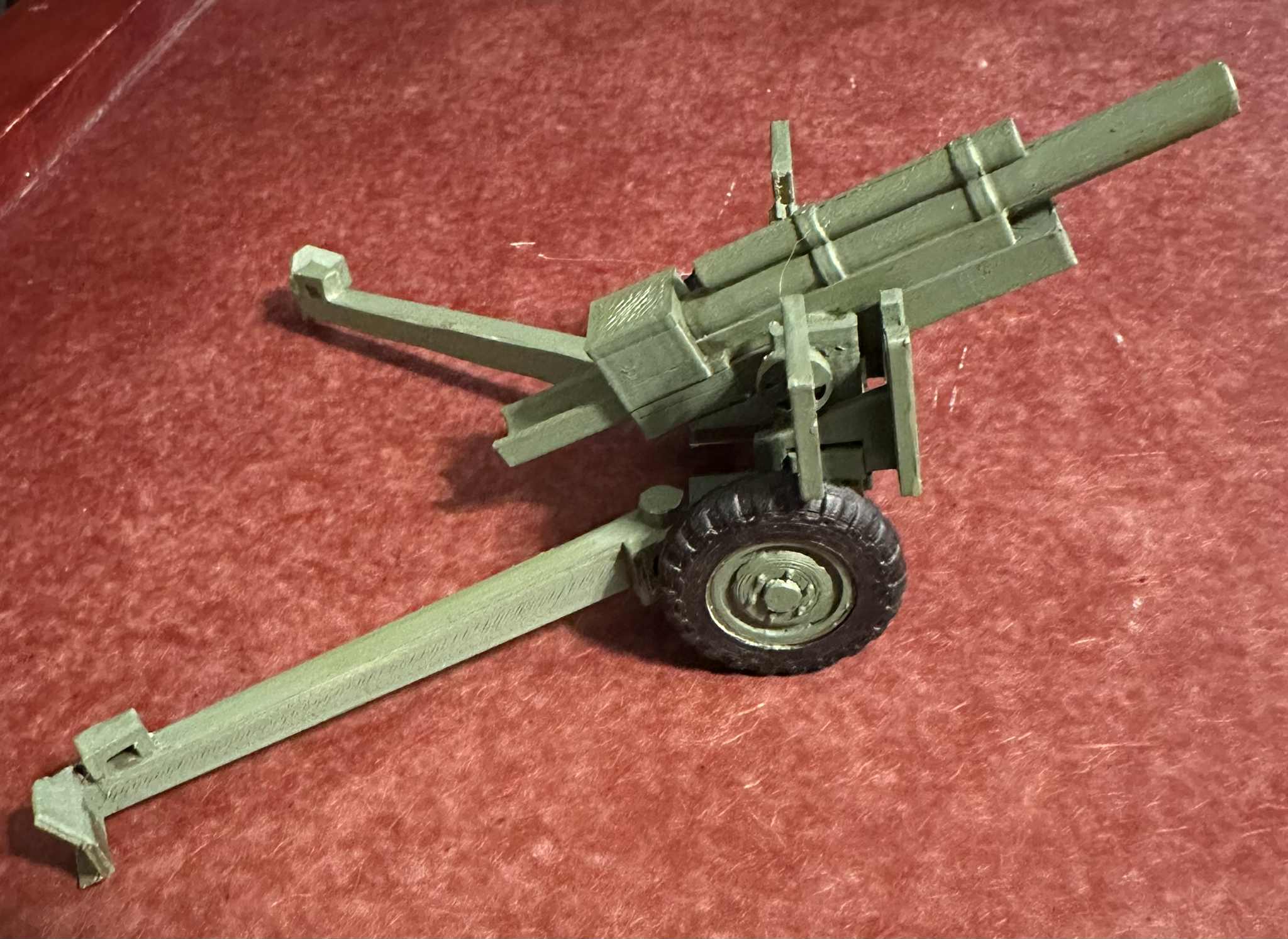 M101 105mm towed Howitzer approximately 1/47 scale.