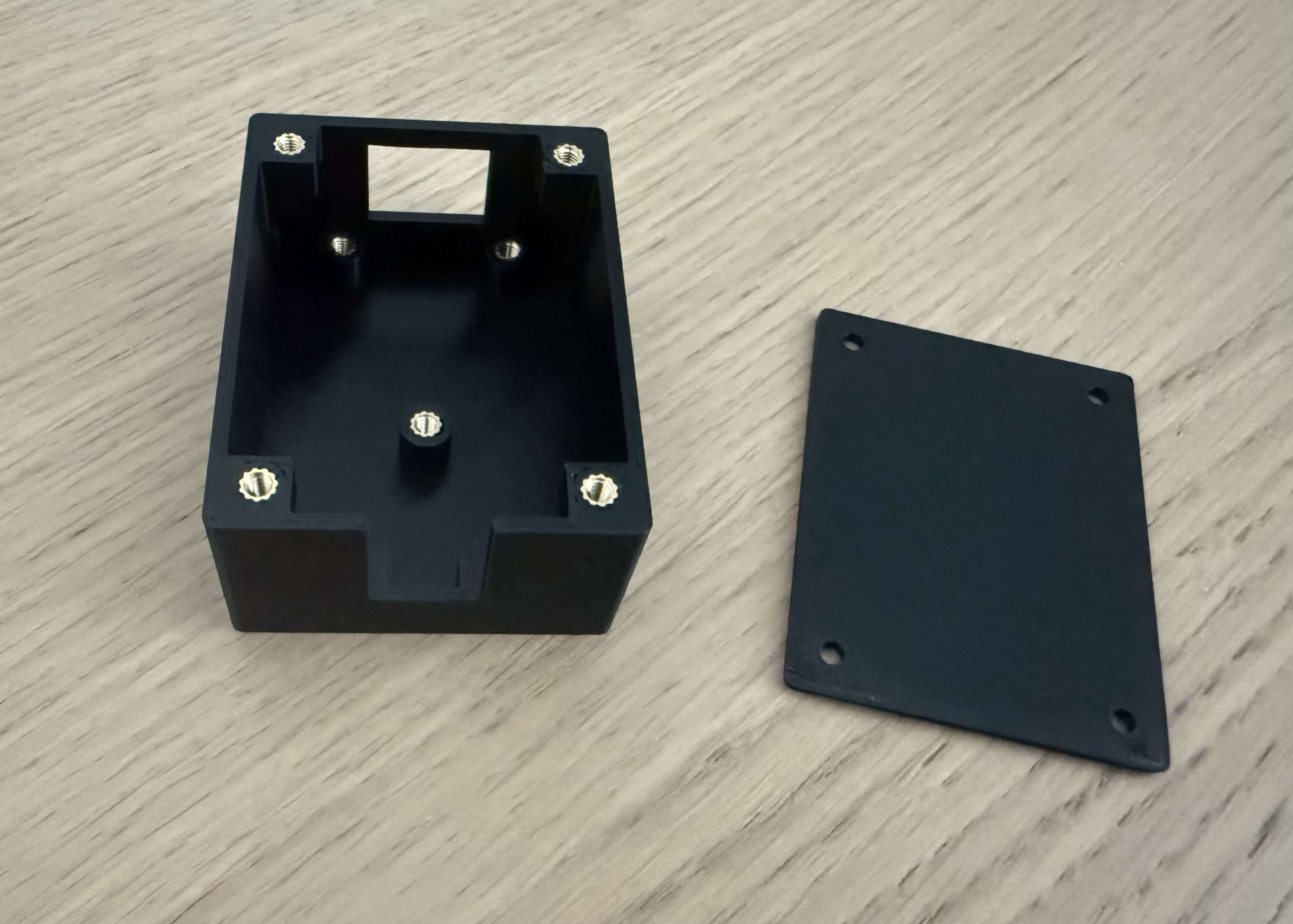 BrewPi-ESP - RJ-45 Sensor Breakout Box /w Heat Set Inserts