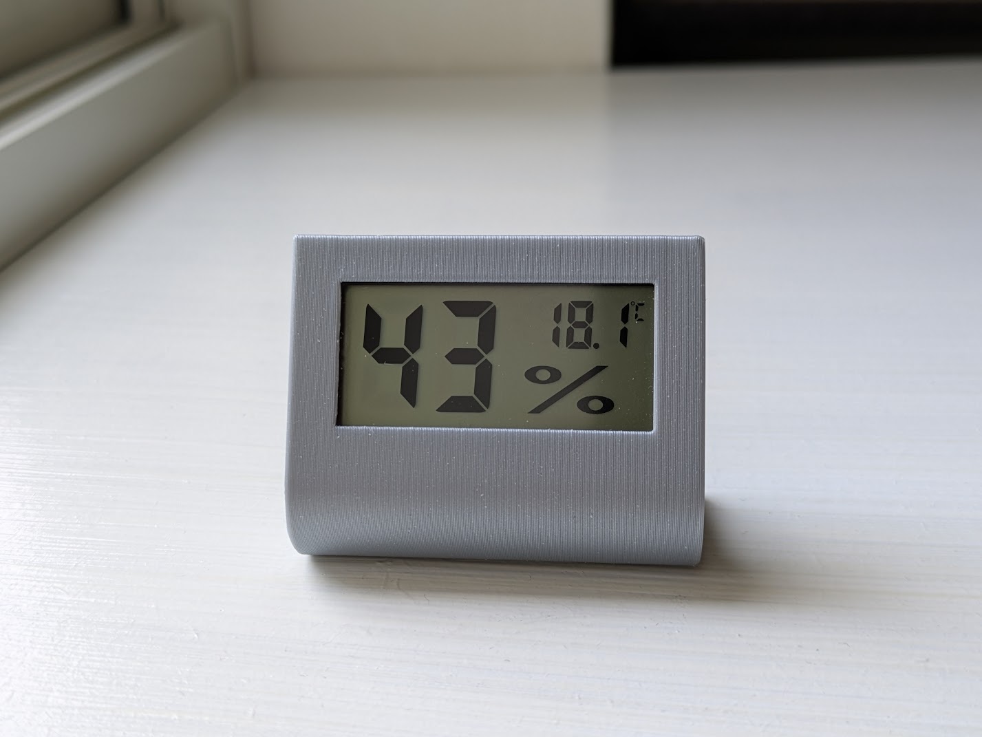 Miniatura 2 do modelo 3D Thermometer / Hygrometer Stand